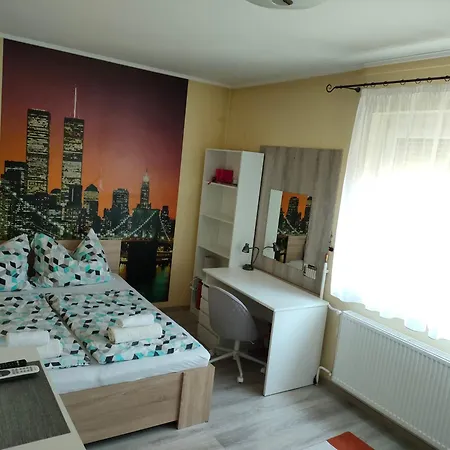 Szente Vendeghaz Apartment